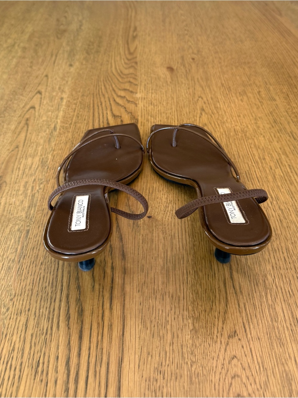 Tony Bianco Ruma Brown Kitten Heel Sandals NIB Sz 9 - Picture 3 of 16